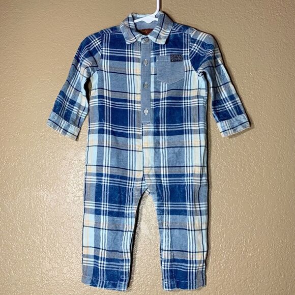 7 For All Mankind baby boy distressed jumpsuit‎ - Picture 1 of 13